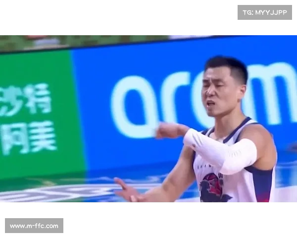 高诗岩复刻郭艾伦名场面，单骑救主率山东绝境翻盘